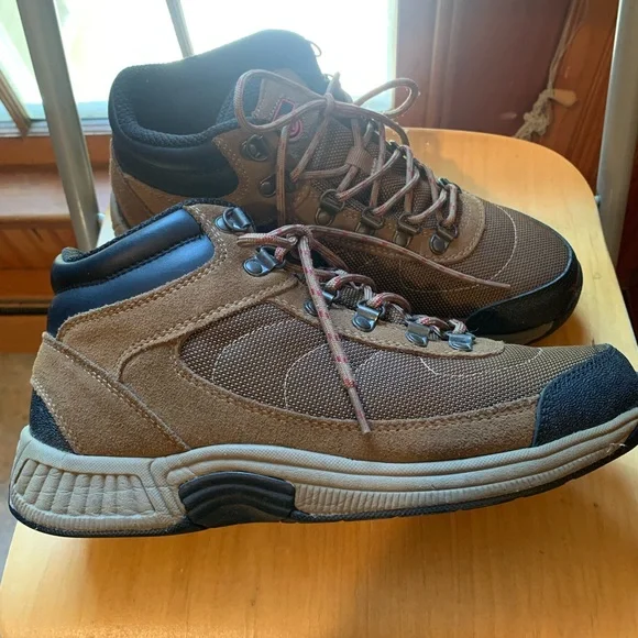 Women’s OrthoFeet Delta Hikers, size 9.5 - Picture 4 of 9